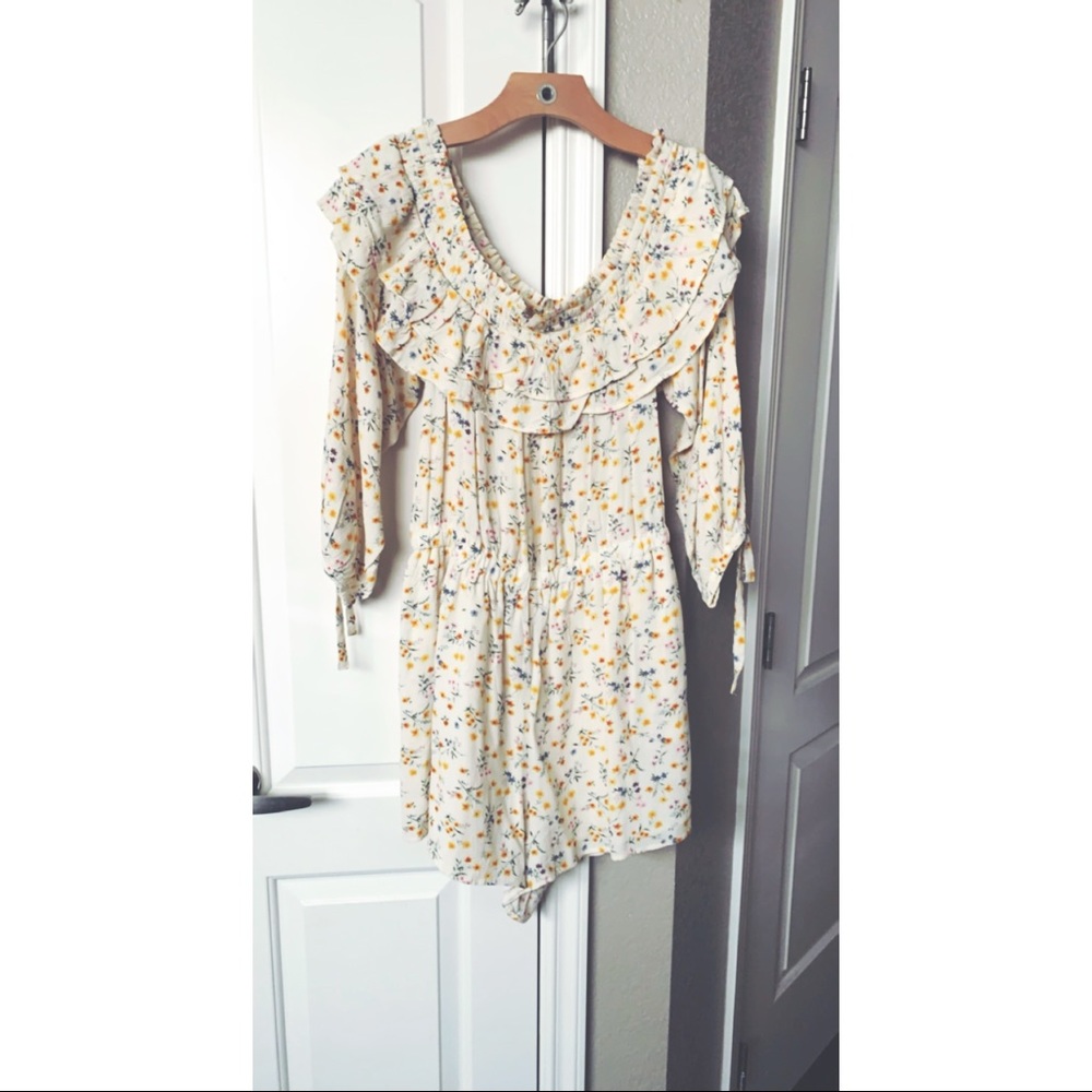 AMERICAN EAGLE ROMPER 🌟